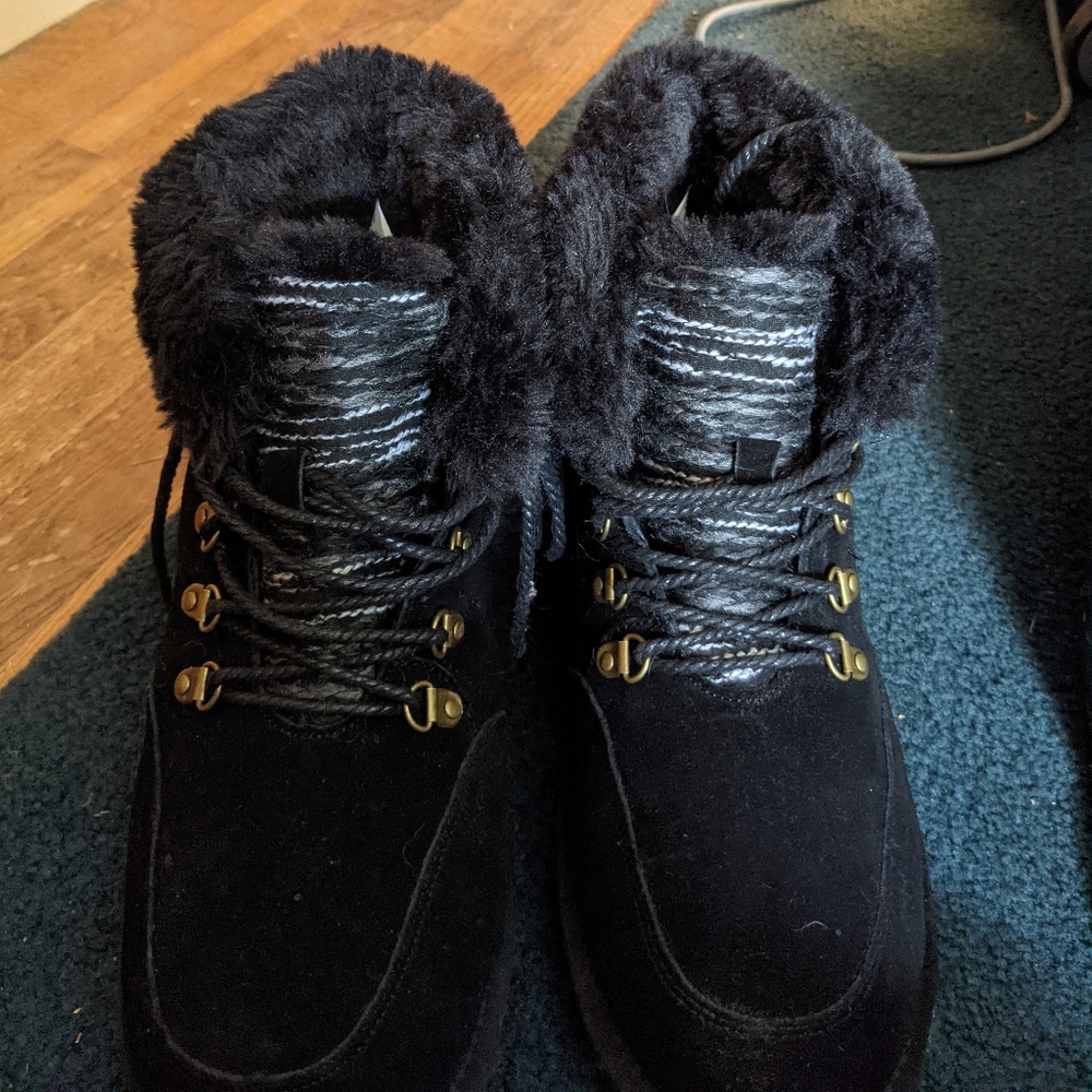 Brand New Woman's Boots